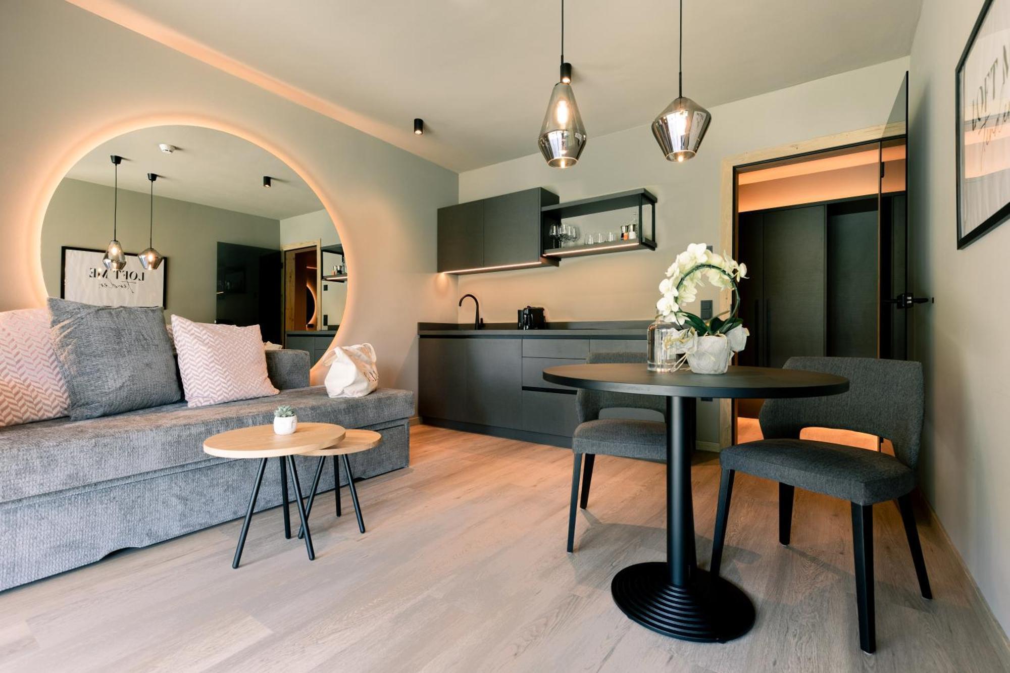 Belia Lofts - Adults Only - Apartments Апп'яно-сулла-Страда-дель-Віно Екстер'єр фото