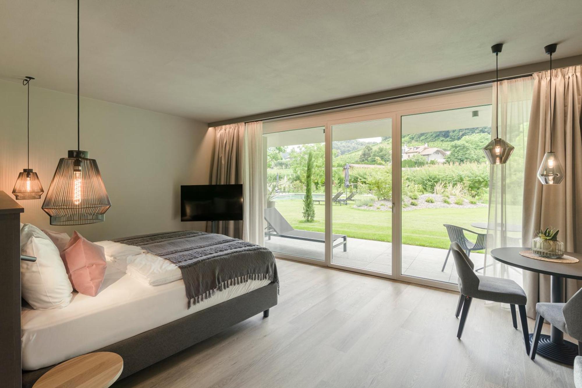 Belia Lofts - Adults Only - Apartments Апп'яно-сулла-Страда-дель-Віно Екстер'єр фото