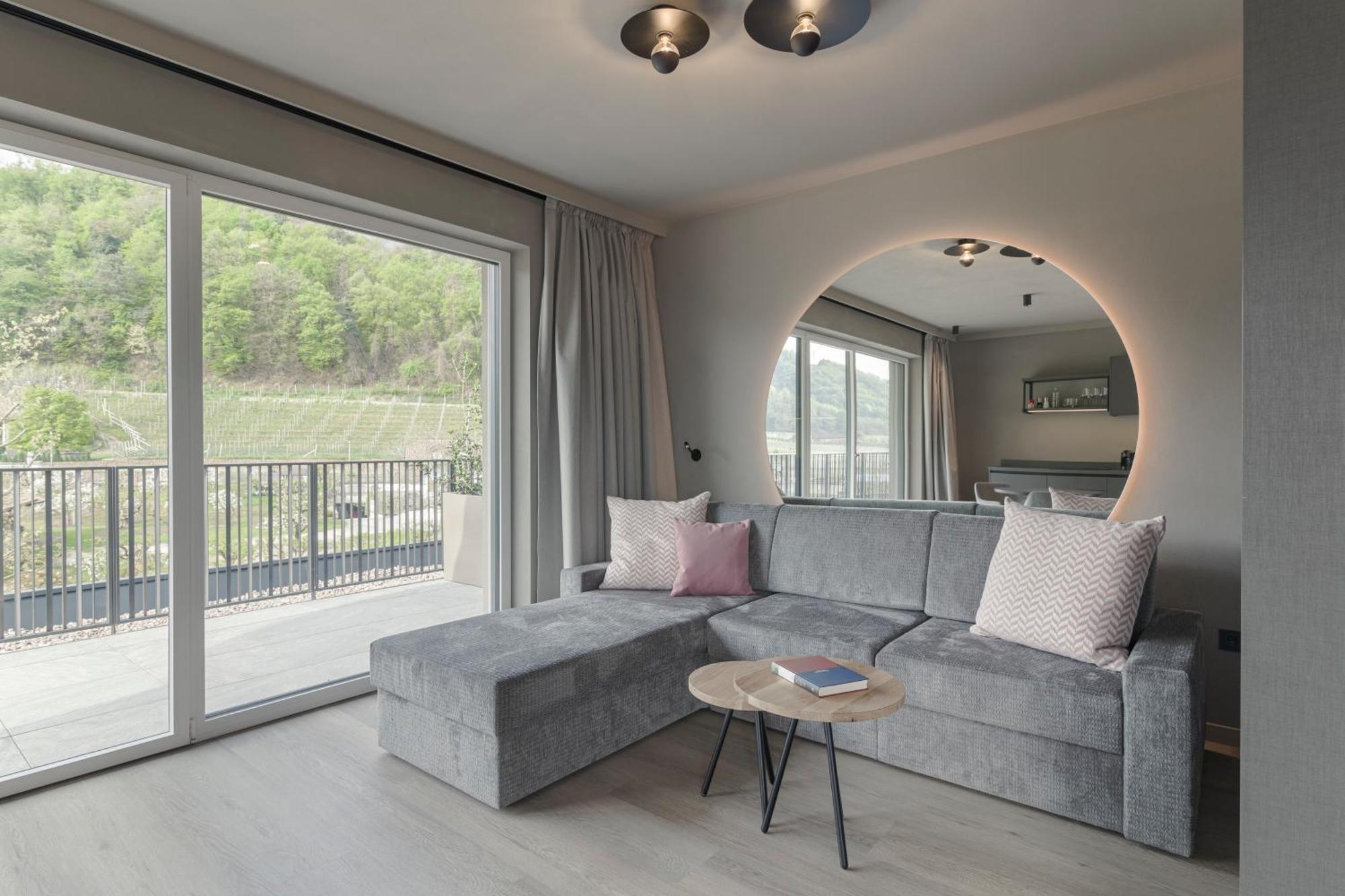 Belia Lofts - Adults Only - Apartments Апп'яно-сулла-Страда-дель-Віно Екстер'єр фото