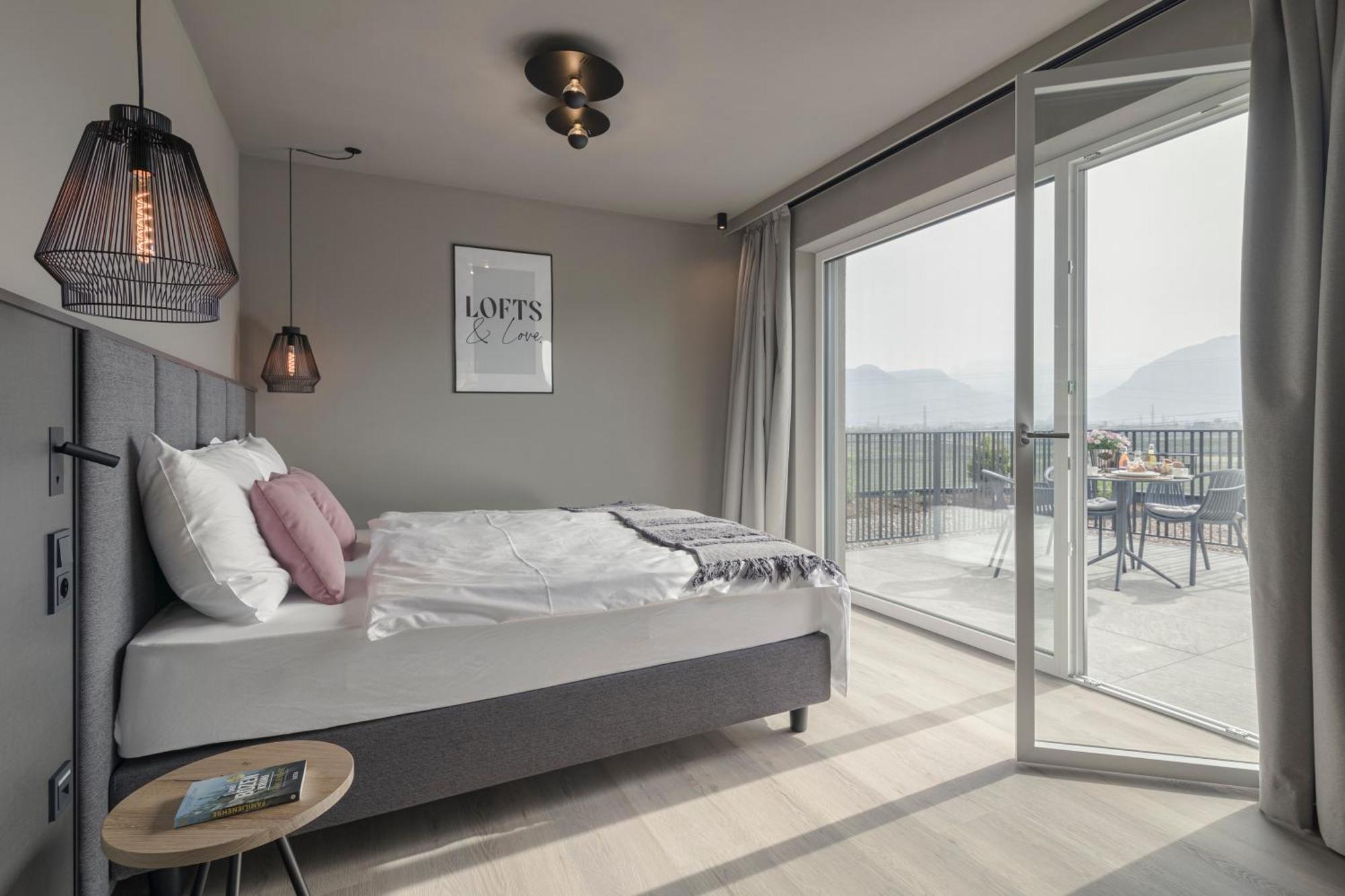 Belia Lofts - Adults Only - Apartments Апп'яно-сулла-Страда-дель-Віно Екстер'єр фото